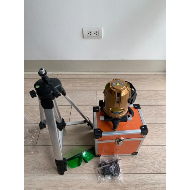 Máy cân mực đánh thăng bằng bằng tia Laser - 5 tia xanh tặng kèm chân nhôm 1,2M