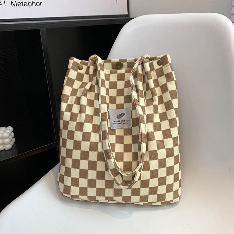 Túi Xách Nữ Vải Nhung Họa Tiết Chấm Bi Thời Trang