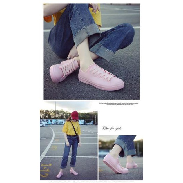 giày thể thao cao su đi mưa kèm anh thật [GIÁ TỐT]