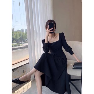 Đầm cổ vuông dài tay dáng xoè