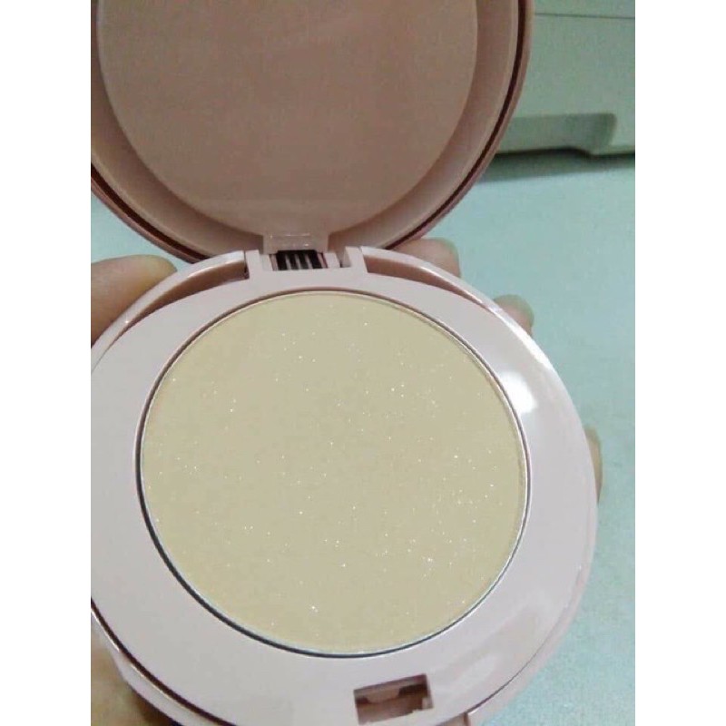 PHẤN PHỦ 2 TẦNG CÓ NHŨ GLAMOUR BRIGHT THÁI LAN