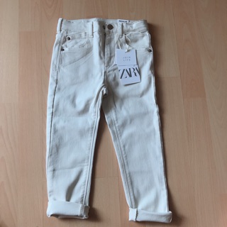 Pass quần bé trai-gái Zara Auth