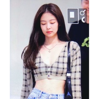 Set áo khoác Cardigan và áo croptop caro đen Jennie Blackpink