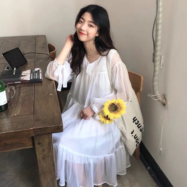 Đầm trắng 280k