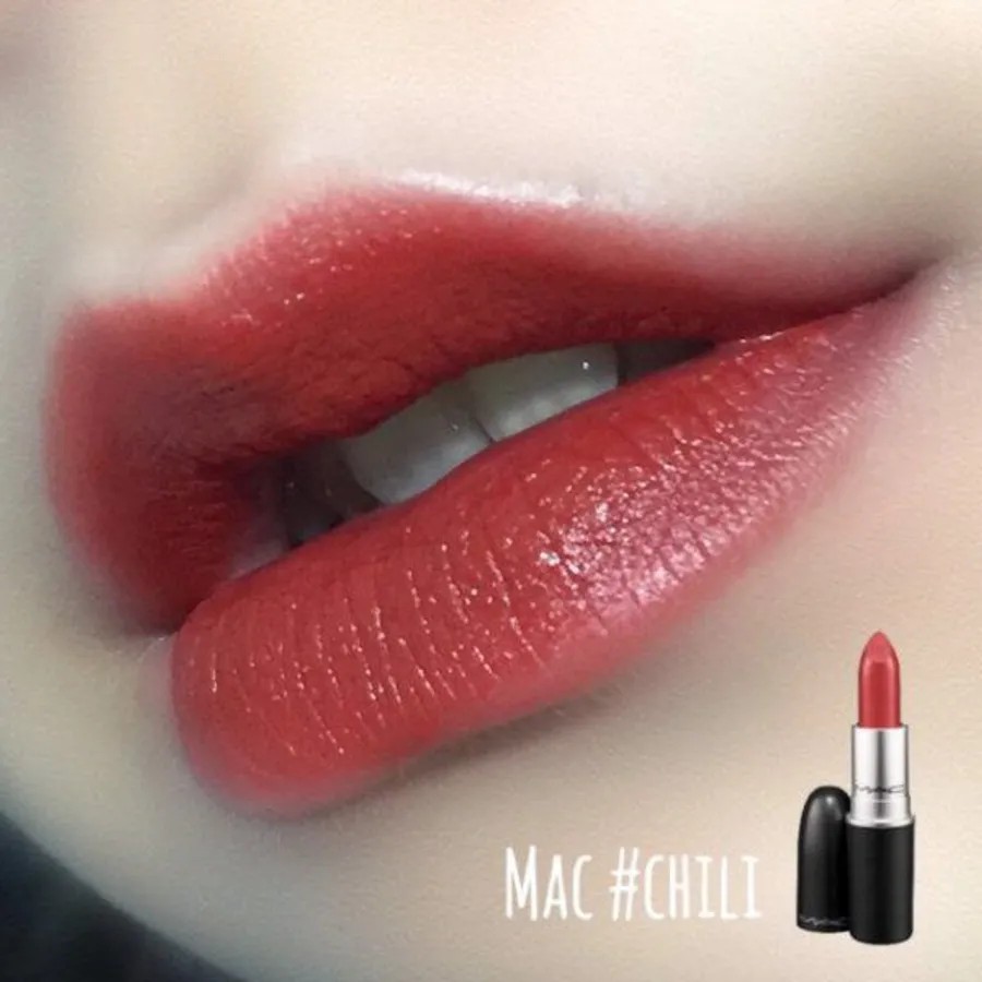 Son Mac Retro Matte Lipstick son lì, bám màu tốt, tone màu HOT TREND