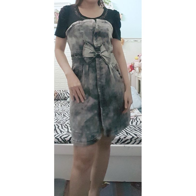 Thanh lý đầm đẹp giá rẻ size M.