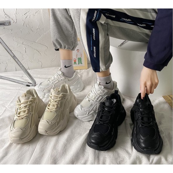 Sneakers thiết kế đế móng