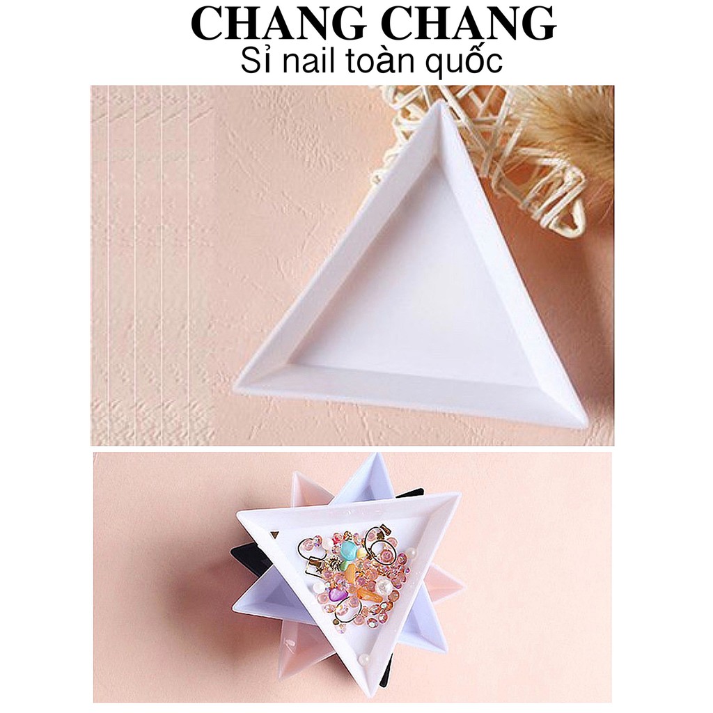 Set 10 khay nhựa tam giác đựng đá , charm ,phụ kiện nail.