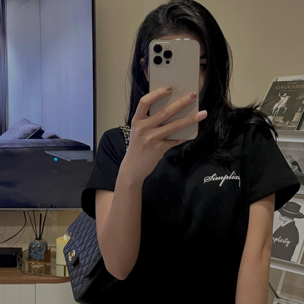 Áo thun nữ BLACKDOKI-Poker , áo phông form rộng tay lỡ cá tính chất cotton dày dặn basic | BigBuy360 - bigbuy360.vn