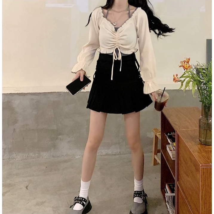 Set áo tay dài trễ vai và áo hai dây thời trang cho nữ