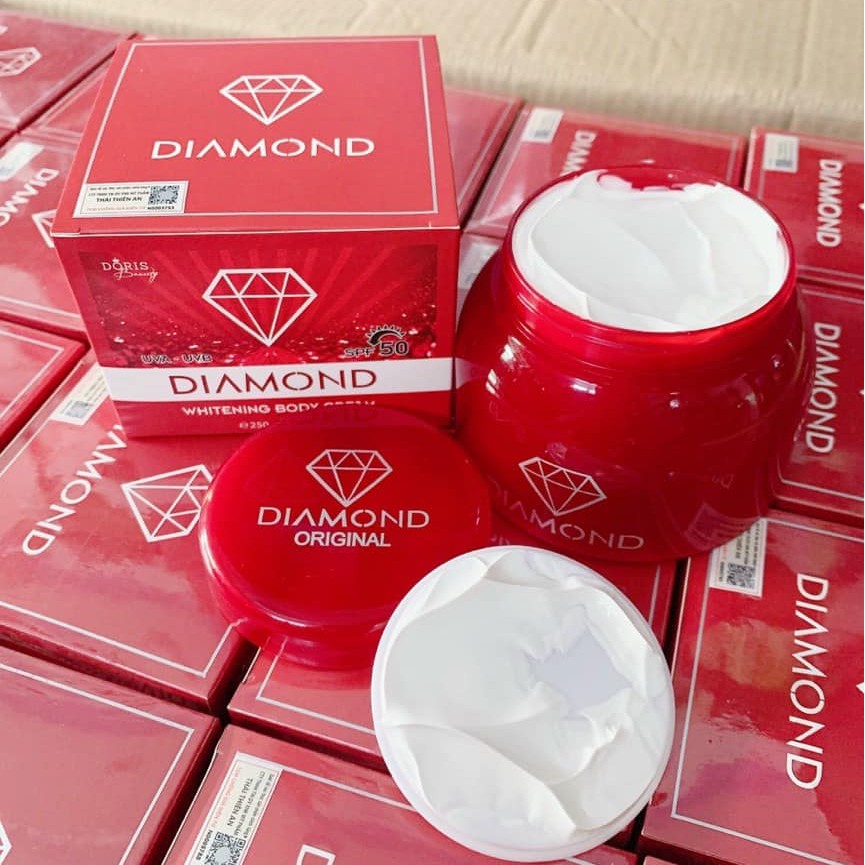 [Bán Chạy] BODY DƯỠNG TRẮNG DA DIAMOND WHITE