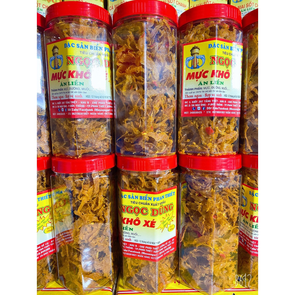Mực Khô Xé Sợi ( ăn liền ) là món ăn ngon của Shop Đặc Sản Biển Phan Thiết NGỌC DŨNG; Hộp 200 gram. HSD 12 tháng
