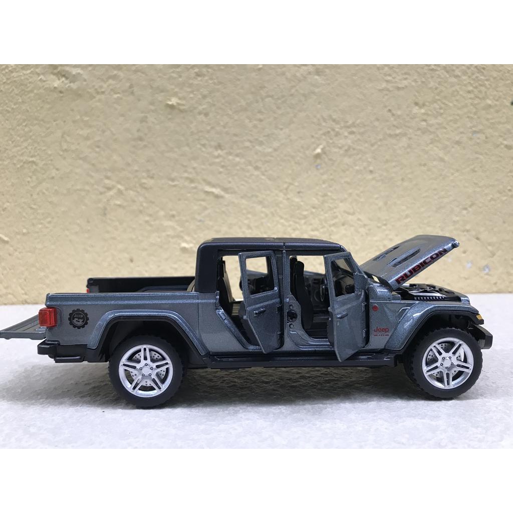 Mô hình xe PICKUP Jeep Robicon 2022 1:32