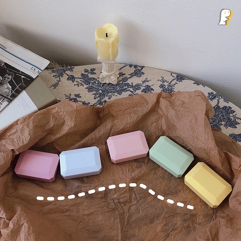 Hộp đựng lens kính áp tròng màu trơn