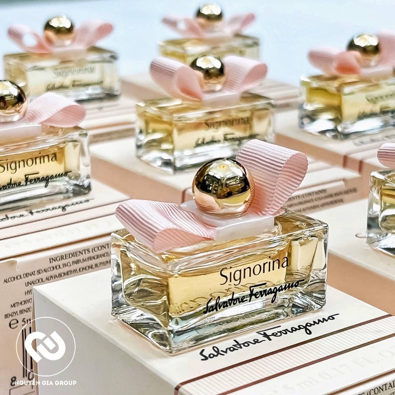 nước hoa mini 5ml EDP nữ Signorina hồng hàng Mỹ