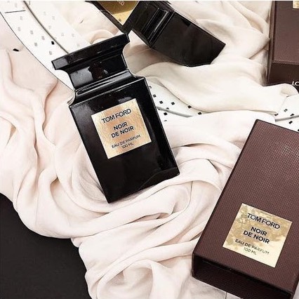 ★ 𝙇𝙀𝙂𝙀𝙉𝘿 𝙋𝙀𝙍𝙁𝙐𝙈𝙀 ★ Nước hoa Tom Ford Noir de Noir (5ml/10m/20ml )