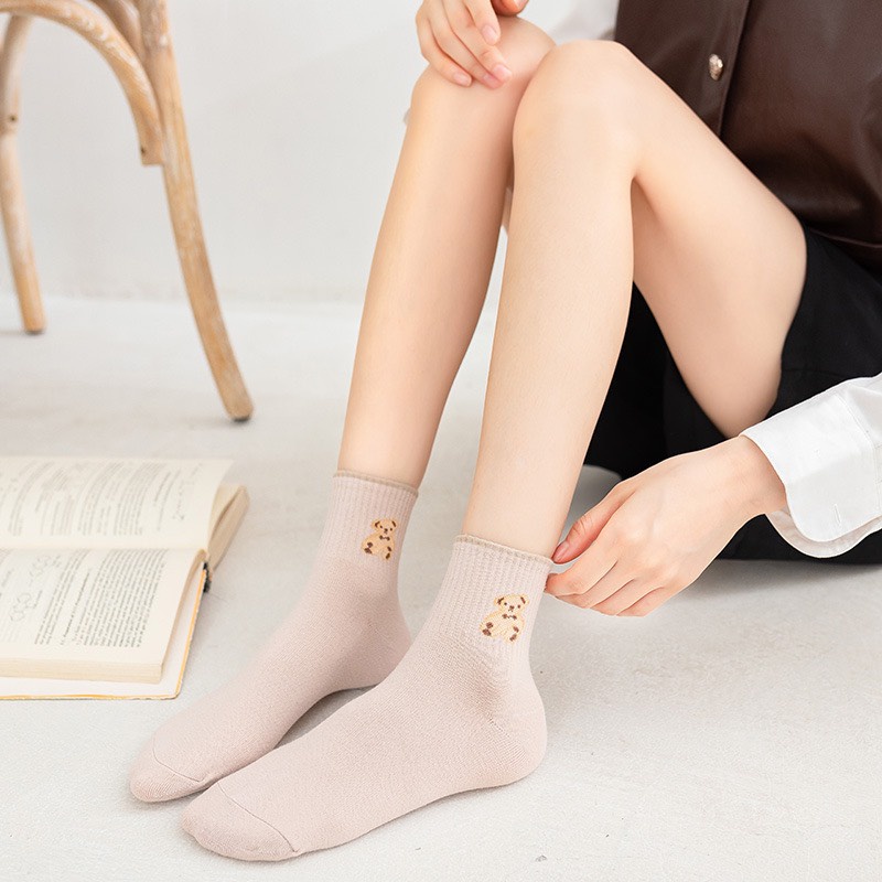 Tất vớ nữ cổ cao hình gấu cute dễ thương cotton dày đẹp phong cách Hàn Quốc DOVOHA T07