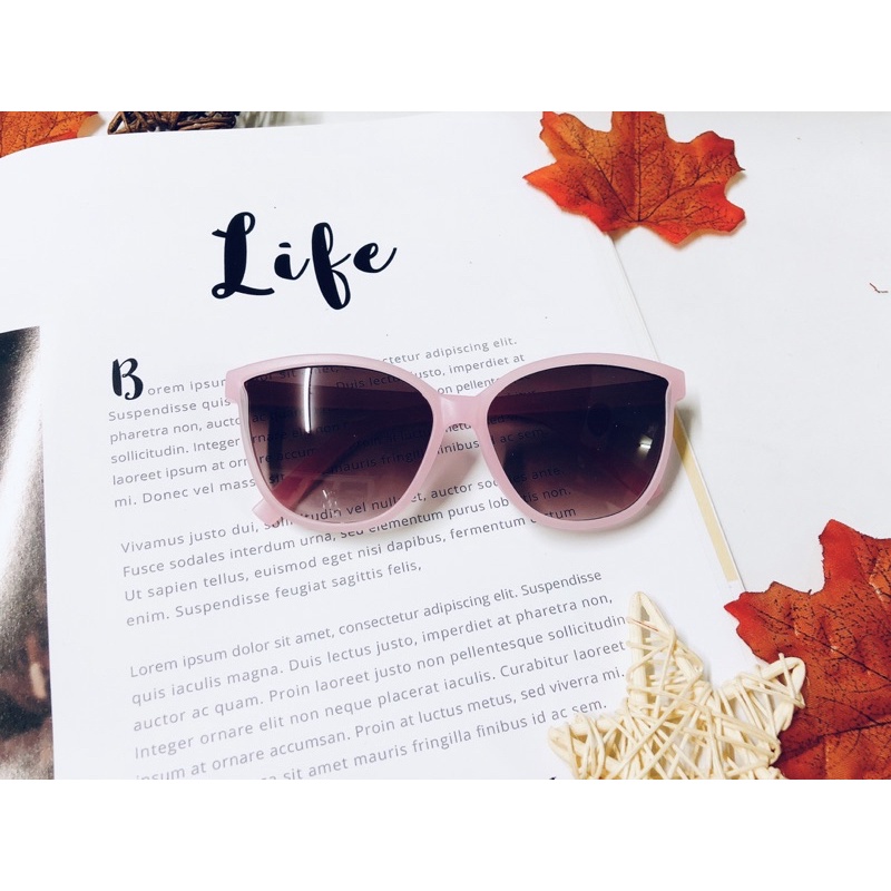 Mắt kính mắt mèo bé trai gái