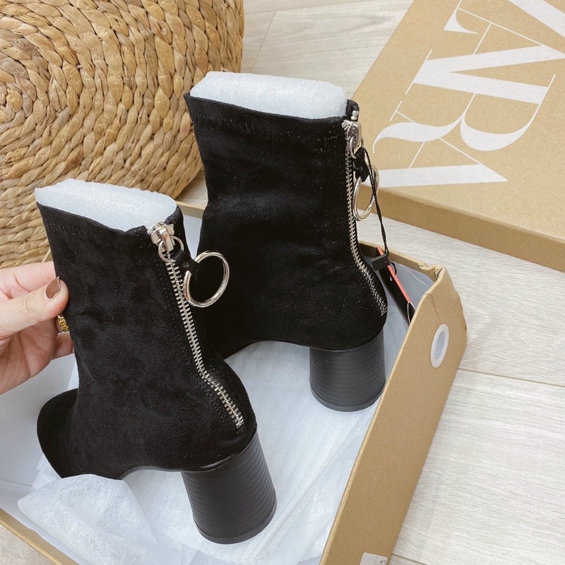 Bốt boot zara cổ thấp da lộn khoá sau gót tròn fullbox