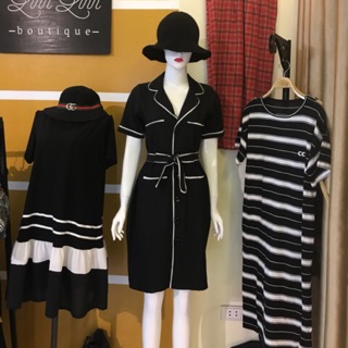 Váy cổ vest