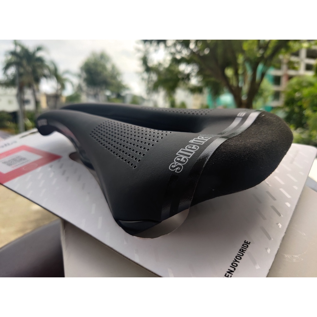 Yên xe đạp carbon Selle Italia Nuvous Boost L3 Italy chính hãng