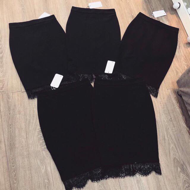 {GIÁ SỈ TẬN XƯỞNG} CHÂN VÁY BÚT CHÌ PHỐI REN CÔNG SỞ | BigBuy360 - bigbuy360.vn