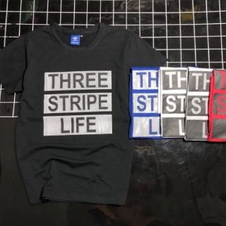 Áo thun Three stripe life
