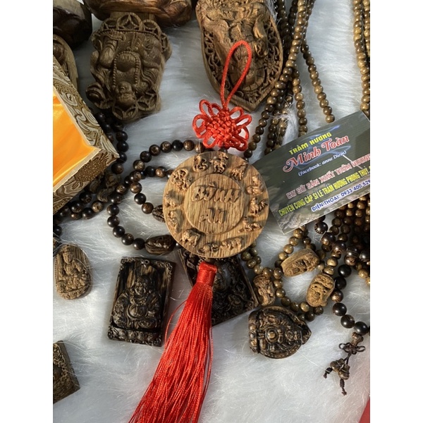 Khánh treo xe ô tô trầm hương Bình an
