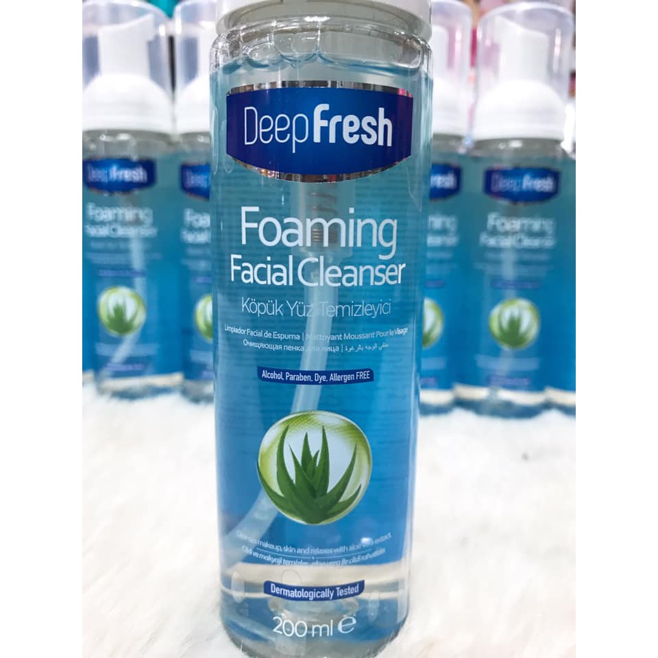 Sữa Rửa Mặt Tạo Bọt Deep Fresh 200ml Foaming Facial Cleanser