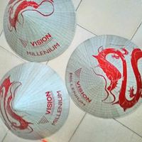 NÓN LÁ IN LOGO THEO YÊU CẦU