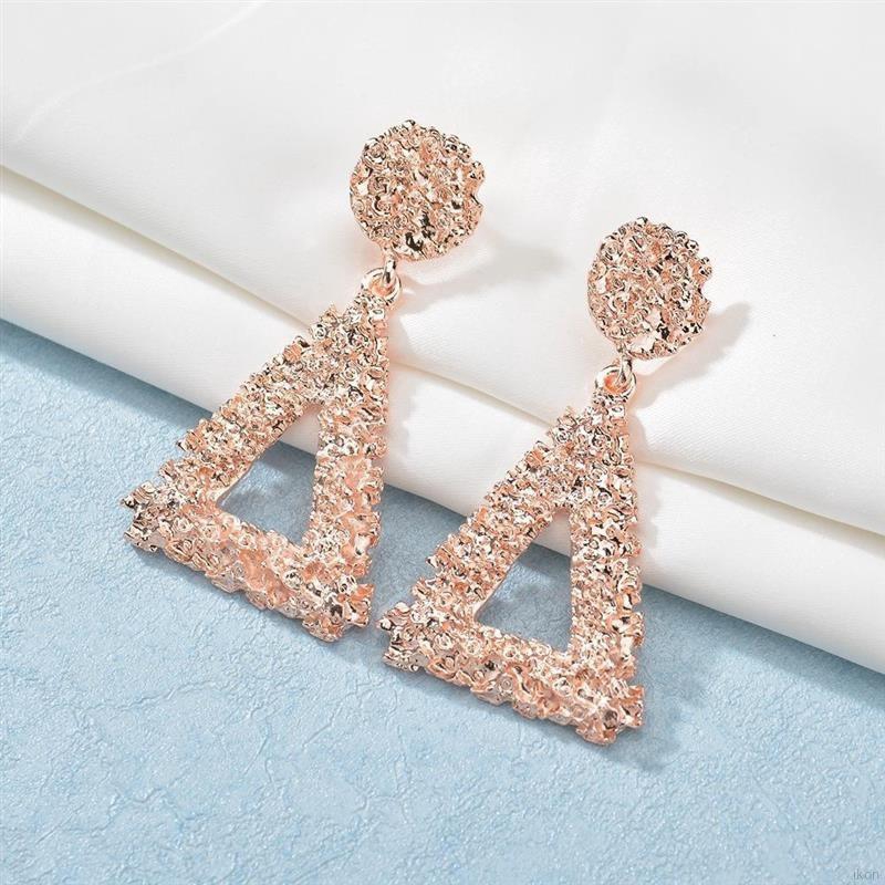 Khuyên tai kim loại hình tam giác rỗng cho nữ