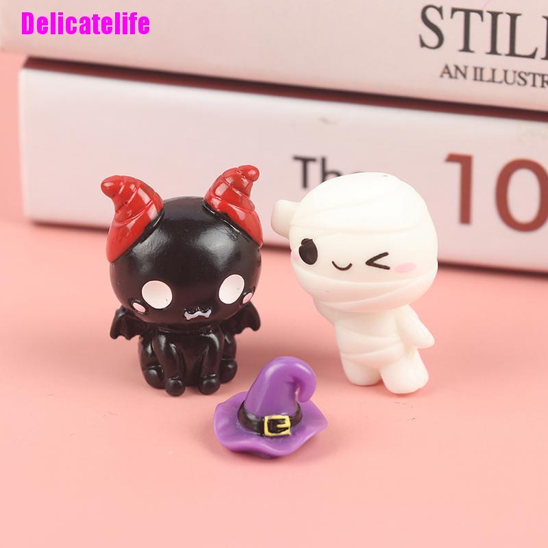 Mô hình ma mini bằng nhựa dùng trang trí Halloween
