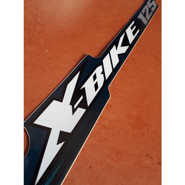 Tem các mầu xe Suzuki Xbike maSU802