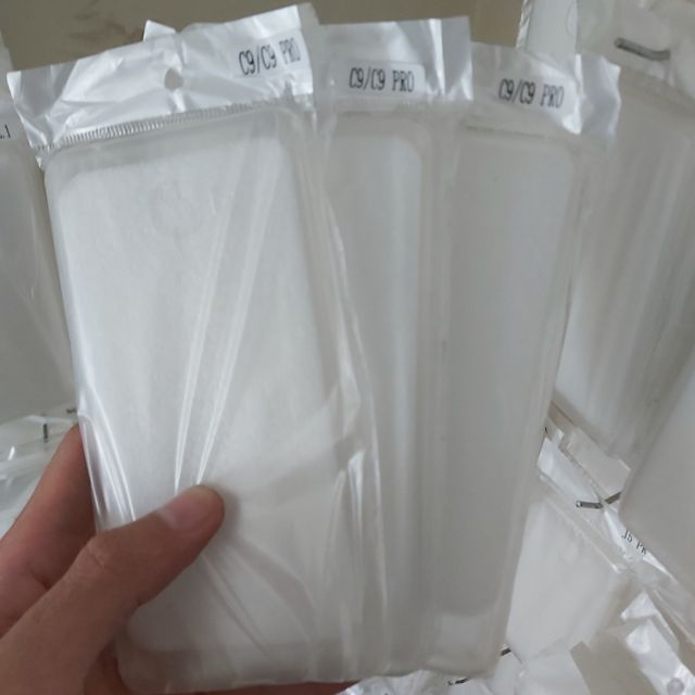 Bộ 3 chiếc ốp lưng cho galaxy C9/C9 pro silicon trong suốt siêu mỏng(loại tốt)