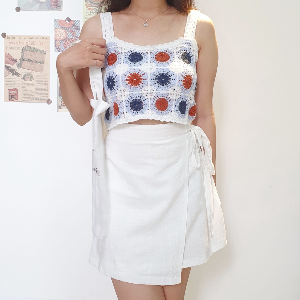 Áo Hai Dây Croptop Len Móc Ô Vuông Màu Xanh Lá, Xanh Dương - Penguin House (Tất cả hình shop tự chụp