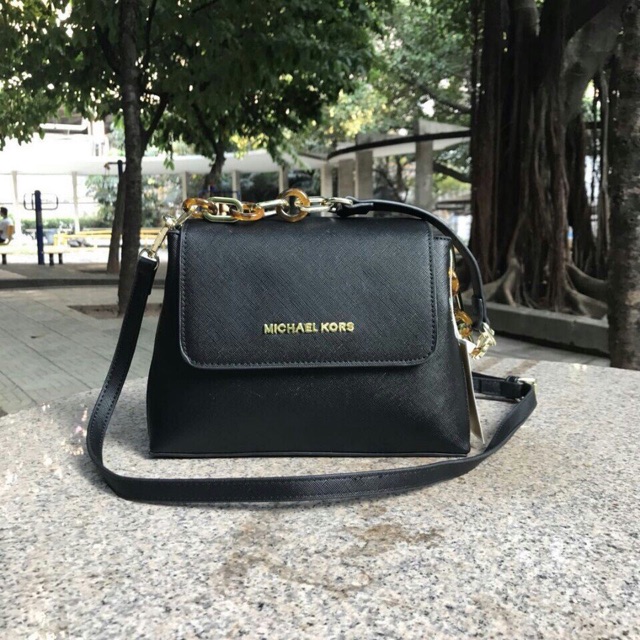 Túi Michael Kors MK phối màu hình thang size 22