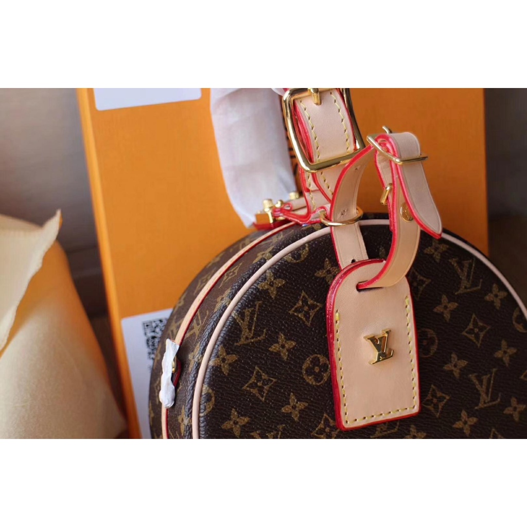 Túi LV trống tròn