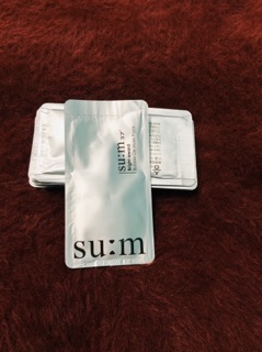 Mặt nạ thải độc sủi bọt sum ( trắng )