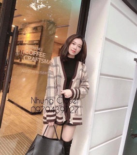 Áo cadigan kẻ ô vuông