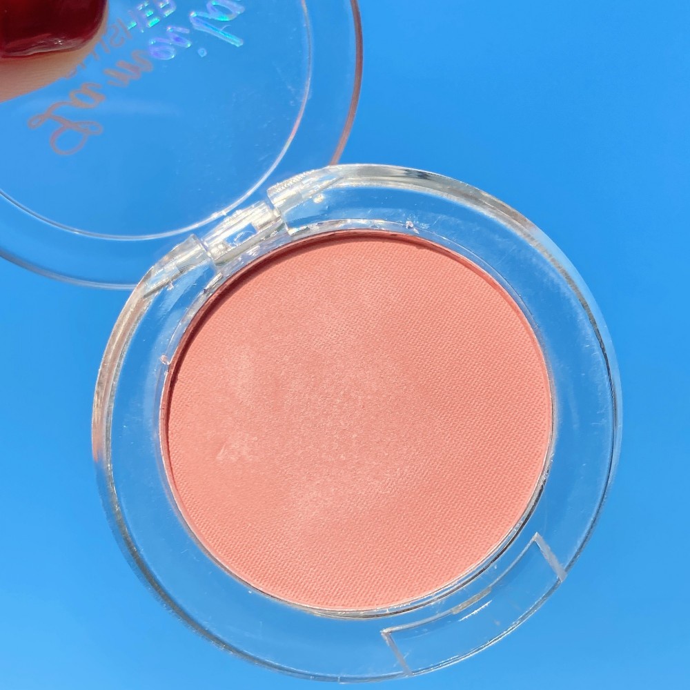 Phấn Má Hồng Đơn Sắc Tạo Khối Trang Điểm Bắt Sáng Cho Khuôn Mặt