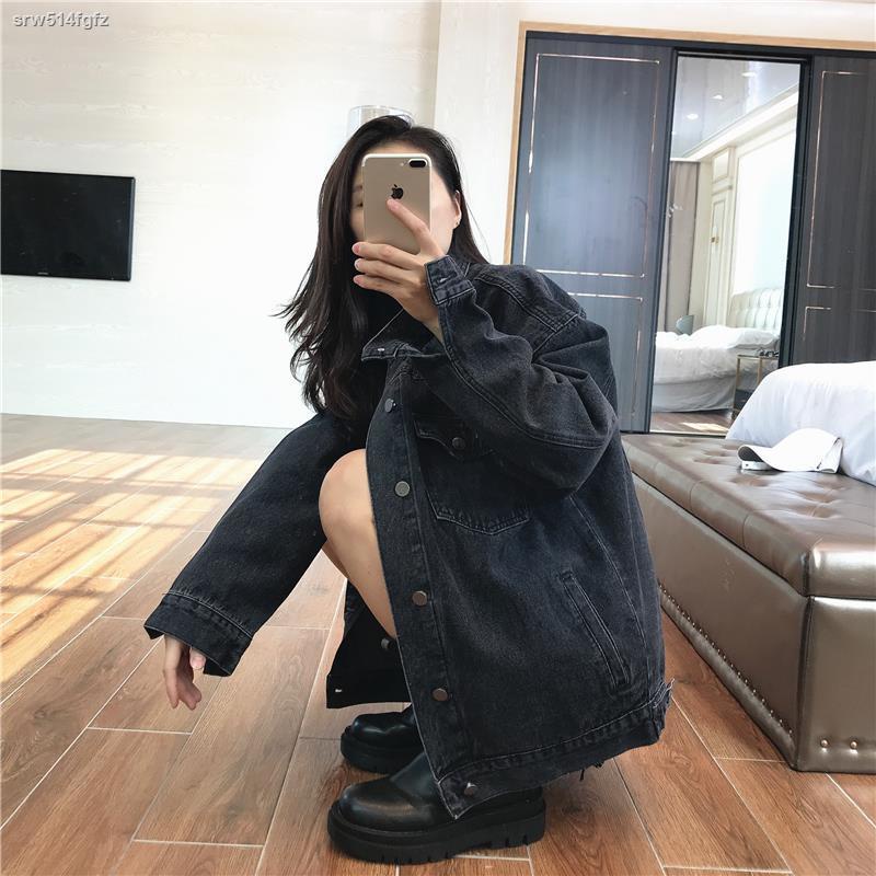 Quần áo nữMùa xuân và mùa thu năm 2021 áo khoác denim nữ dài giữa màu đen và xám lỏng lẻo trong áo khoác công cụ phong c