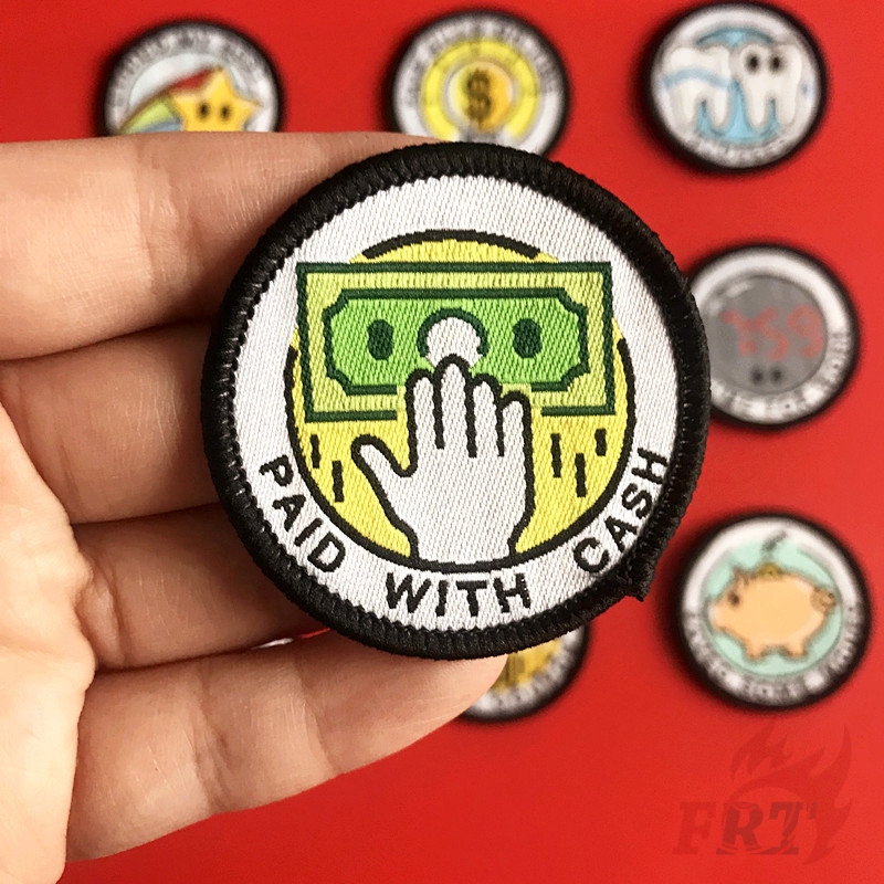 Set 1 / 3 Miếng Vá Ủi Quần Áo Hình Bàn Ủi 4.8cm