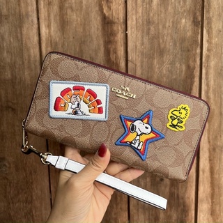 Ví nữ cầm tay Coach da thật pha canvas, siêu nhiều ngăn, kèm móc tay tiện dụng