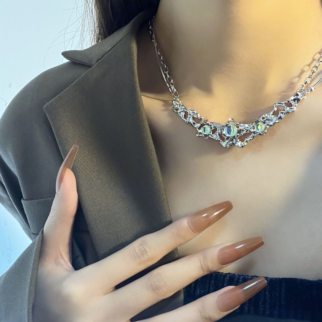 Vòng cổ Nhiều Lớp Đính Đá Mặt Trăng Pha Lê Phong Cách Âu Mỹ Sang Trọng