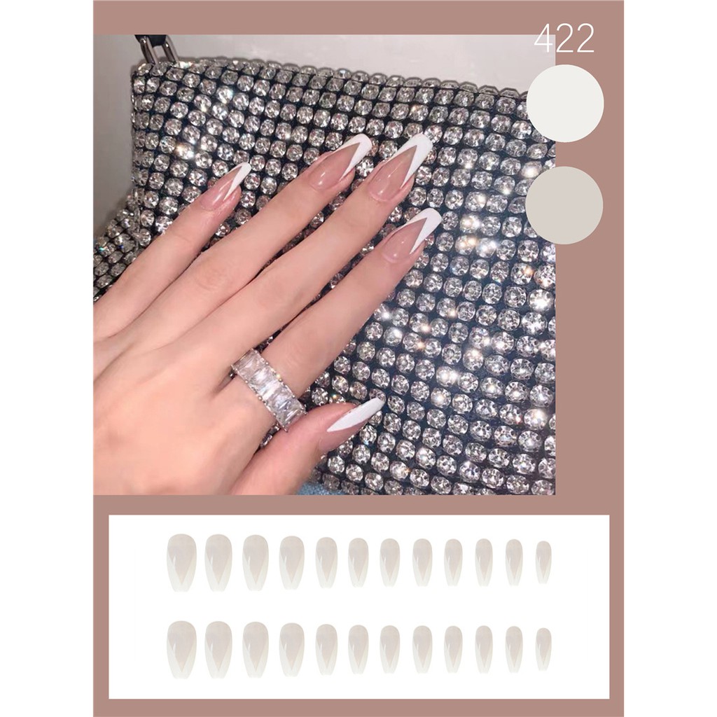 Bộ 24 móng tay giả Nail Nina trang trí nghệ thuật màu trắng V mã 422【Tặng kèm dụng cụ lắp】