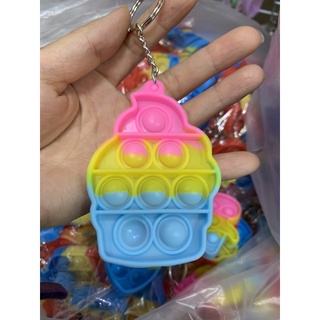 Móc khoá đồ chơi popit