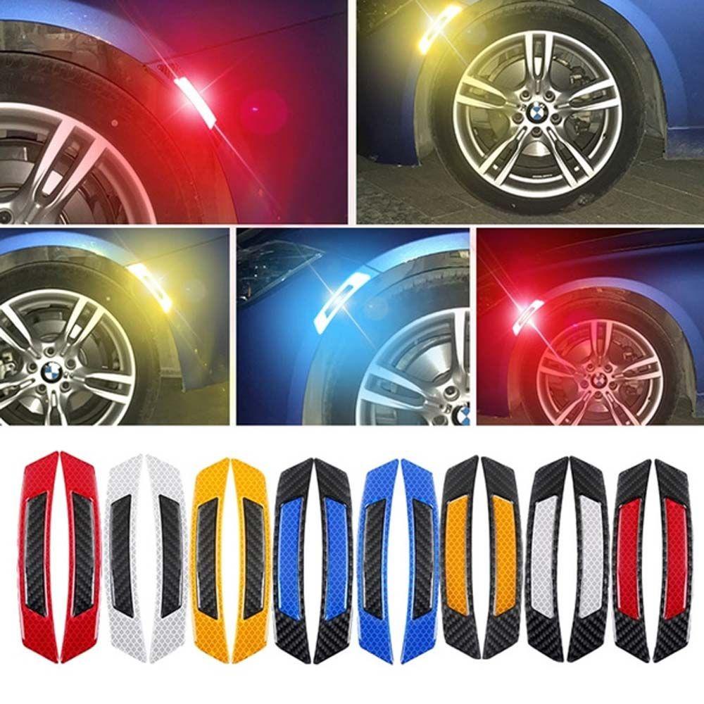 Miếng Dán Bảo Vệ Vành Bánh Xe Hơi Bằng Sợi Carbon Phản Quang Độc Đáo Tiện Dụng