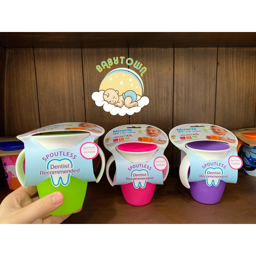 Cốc tập uống 360 độ có tay cầm Munchkin 207ml ( giao màu ngẫu nhiên)