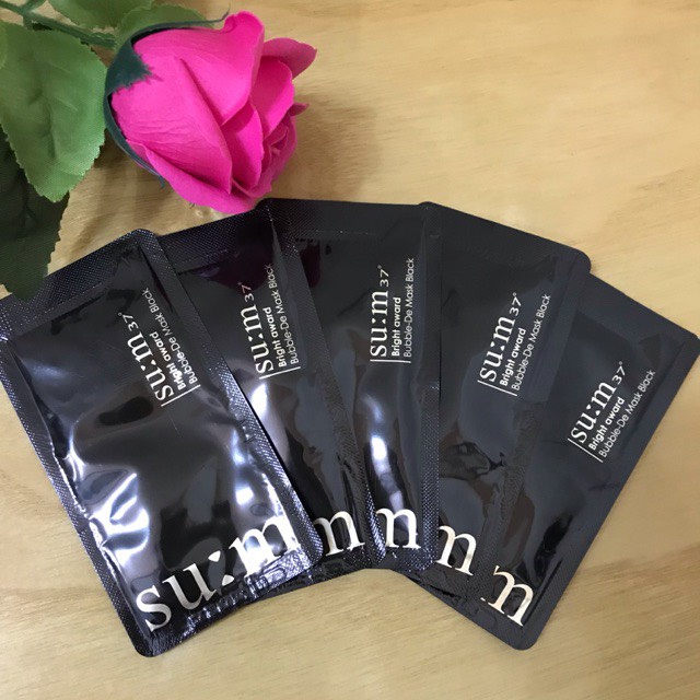 Mặt nạ thải độc sum: 37 Black Award Bubble-De Mask