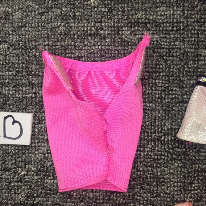 QAA2-Quần áo dành cho búp bê barbie đã qua sử dụng